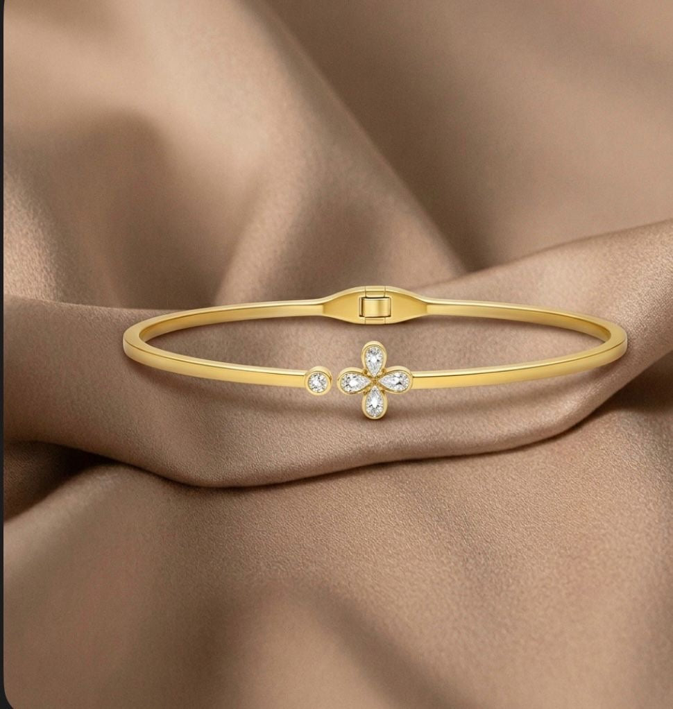 Elara Bloom Bracelet