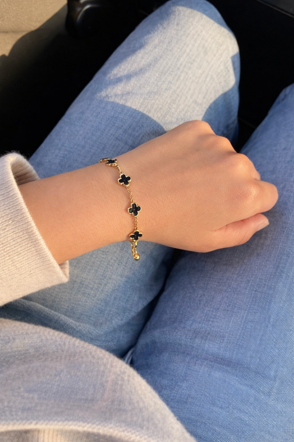 Noir Clover Bracelet