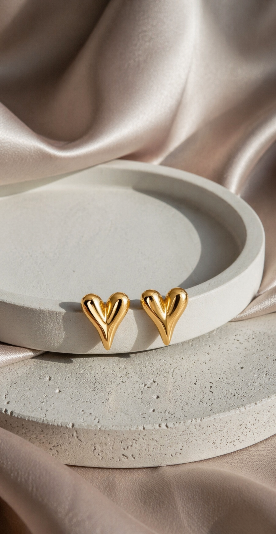 Amour Heart Earrings